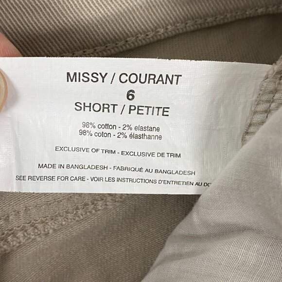 Gloria Vanderbilt Amanda Capris 2LOT Green and Beige Size 6 - Picture 7 of 11